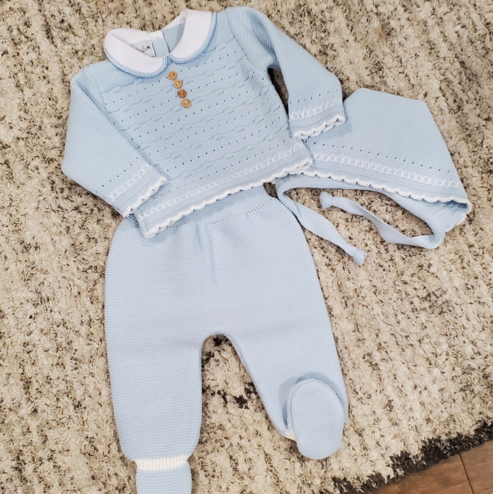 Gris Petalo Baby Boy Outfit, NB